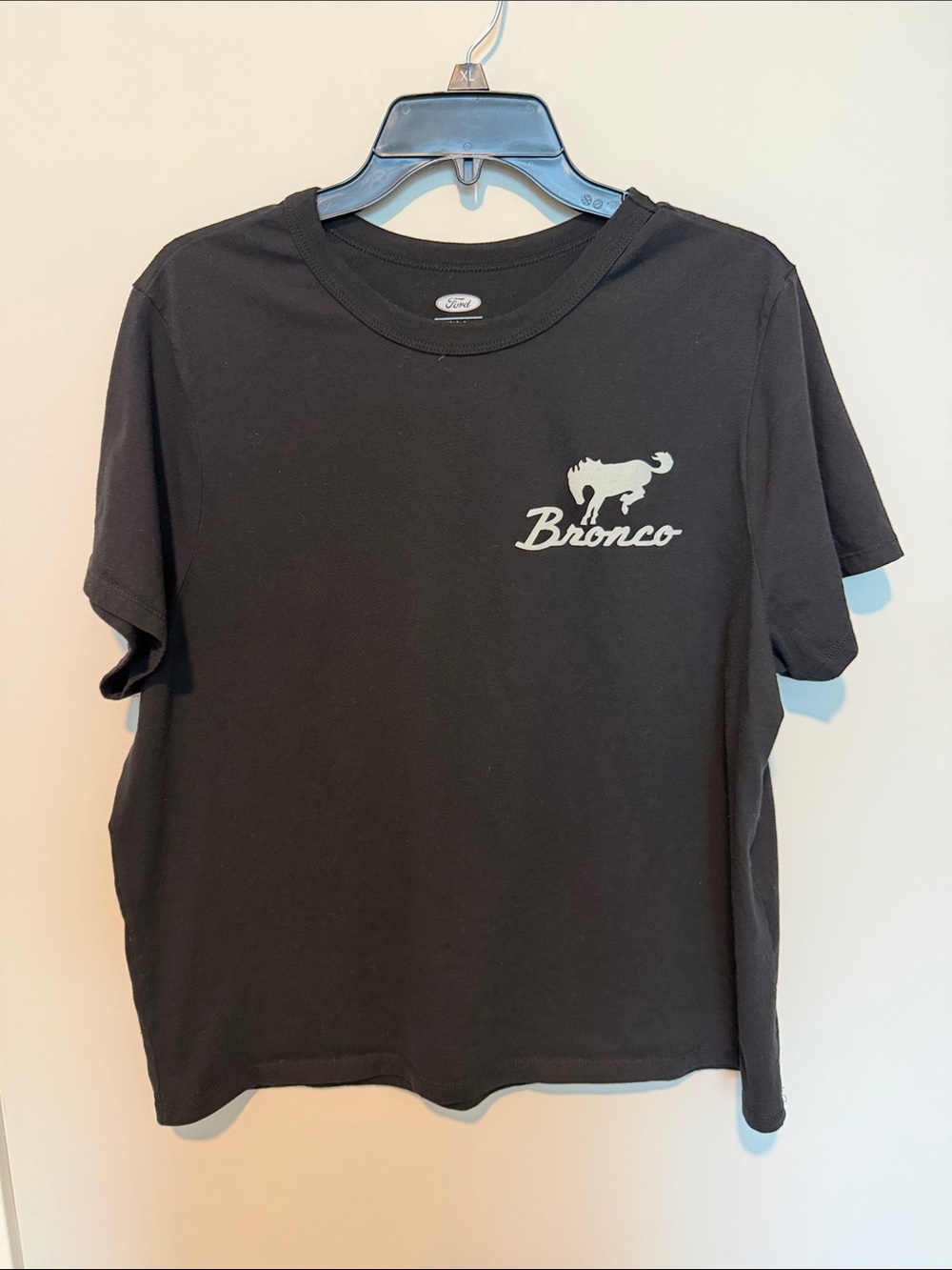 Black Logo Bronco T-Shirt - Fits like an over sized large on a reg. Med female